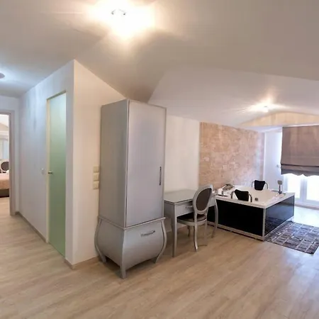 Pirofani 4* Lefkáda