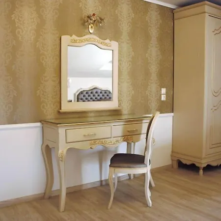 Guest house Pirofani 4*