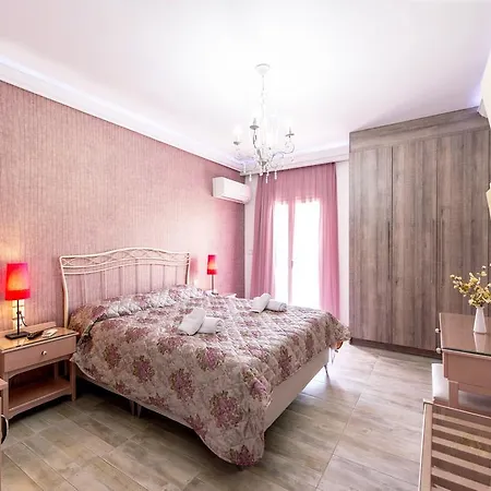 Pirofani Guest house Lefkada City