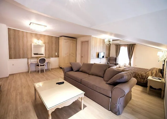 Guest house Pirofani Lefkada City