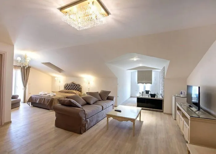 Guest house Pirofani 4*